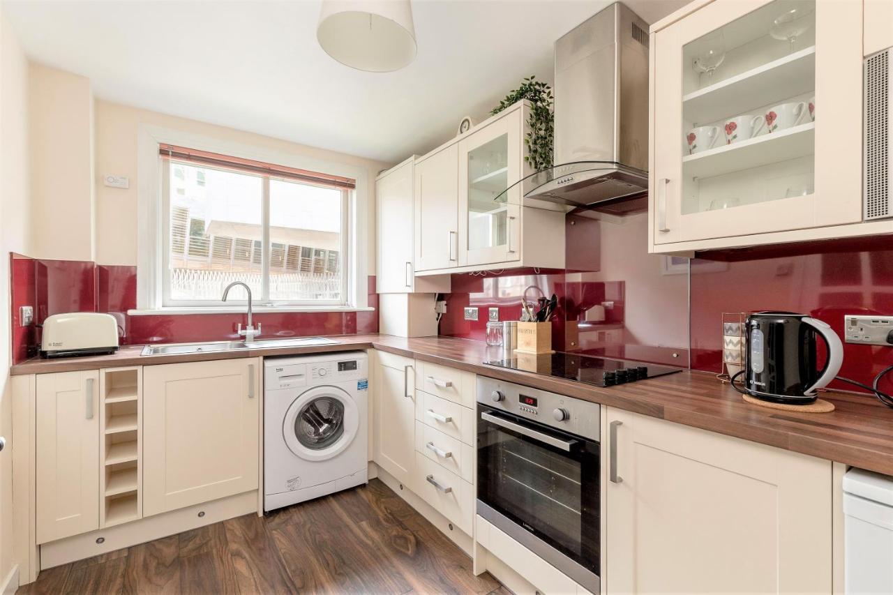 Stunning 1 Bed At Holyrood Palace & Arthurs Seat Эдинбург Экстерьер фото