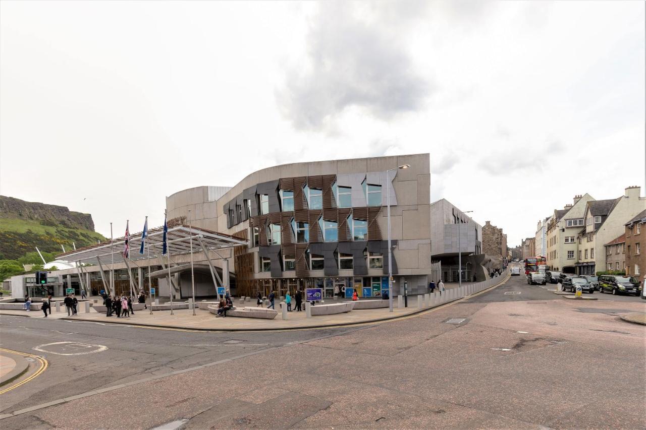 Stunning 1 Bed At Holyrood Palace & Arthurs Seat Эдинбург Экстерьер фото